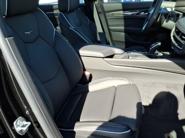 New 2026 Cadillac CT5 V Blackwing w/ Carbon Fiber 2 Package RWD image 24