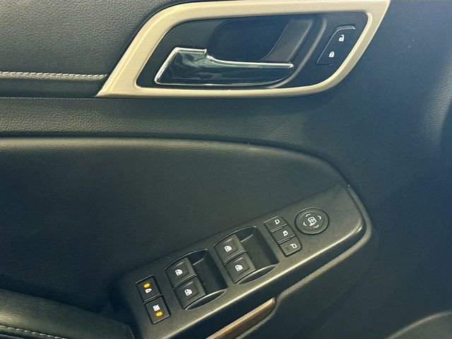 Used 2018 GMC Yukon Denali w/ Denali Ultimate Package image 19