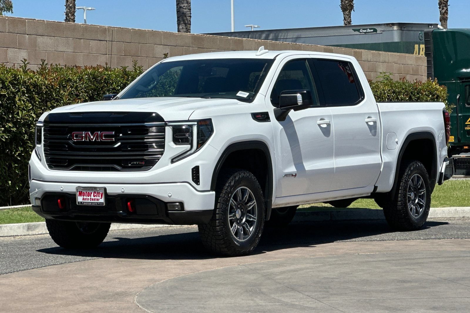 Certified 2025 GMC Sierra 1500 AT4 AWD/4WD image 8