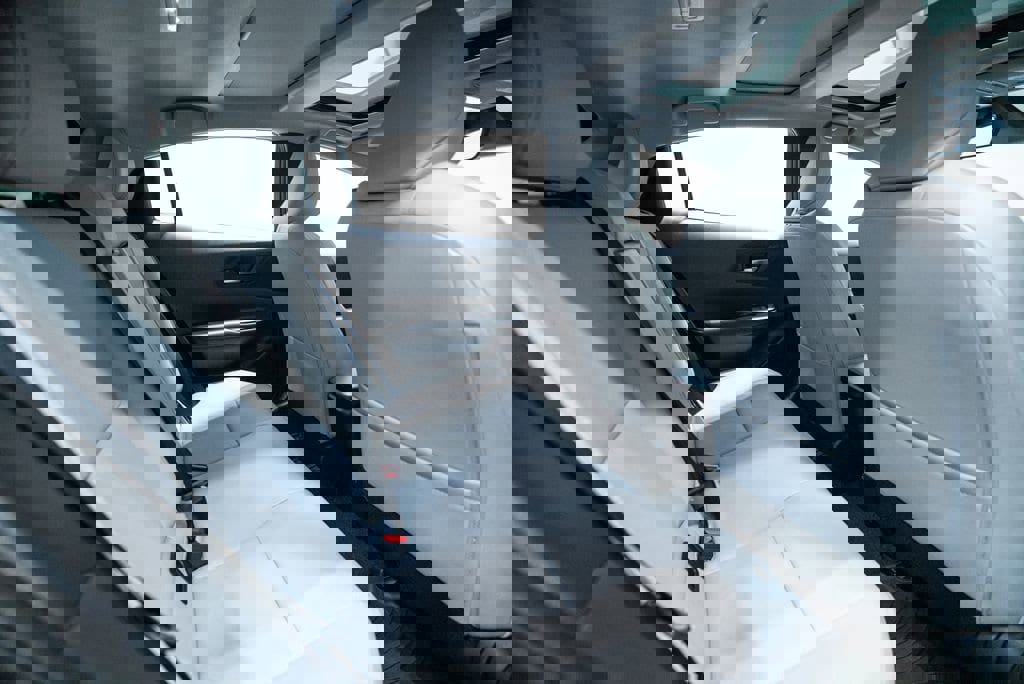 Used 2024 Toyota Prius XLE image 34