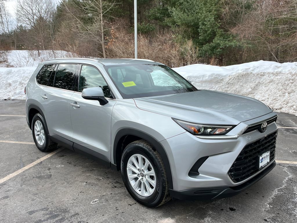 Used 2025 Toyota Grand Highlander AWD image 7
