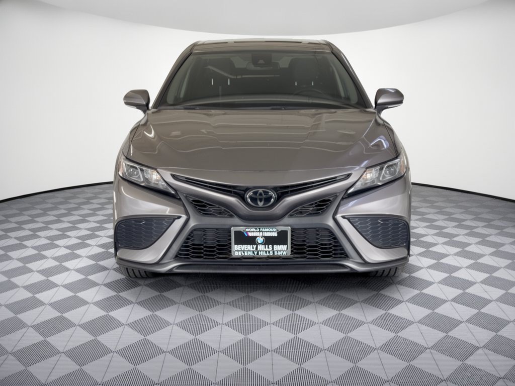 Used 2024 Toyota Camry SE w/ Convenience Package FWD image 6