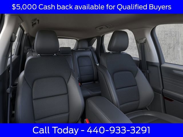 New 2026 Ford Escape SE w/ Class II Trailer Tow Package FWD image 12