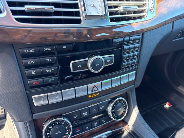 Used 2014 Mercedes-Benz CLS 550 4MATIC w/ Premium 1 Package image 25