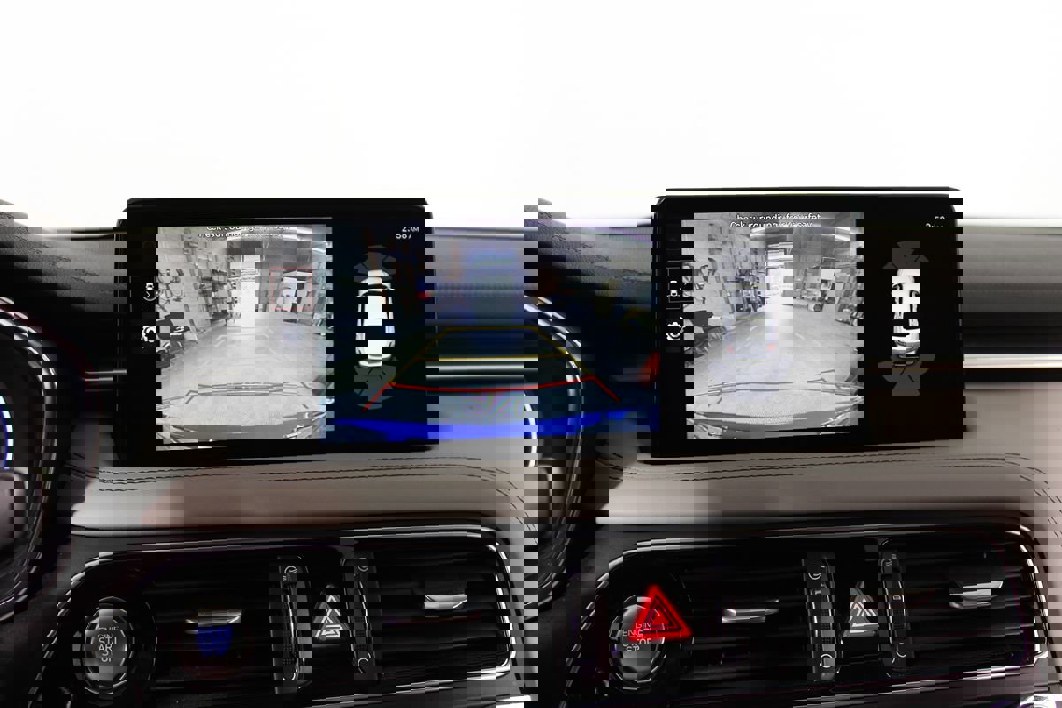 Used 2023 Genesis G70 2.0T w/ Sport Prestige Package image 12