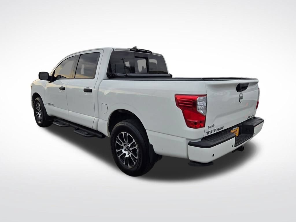 Used 2024 Nissan Titan SV w/ SV Convenience Package AWD/4WD image 5