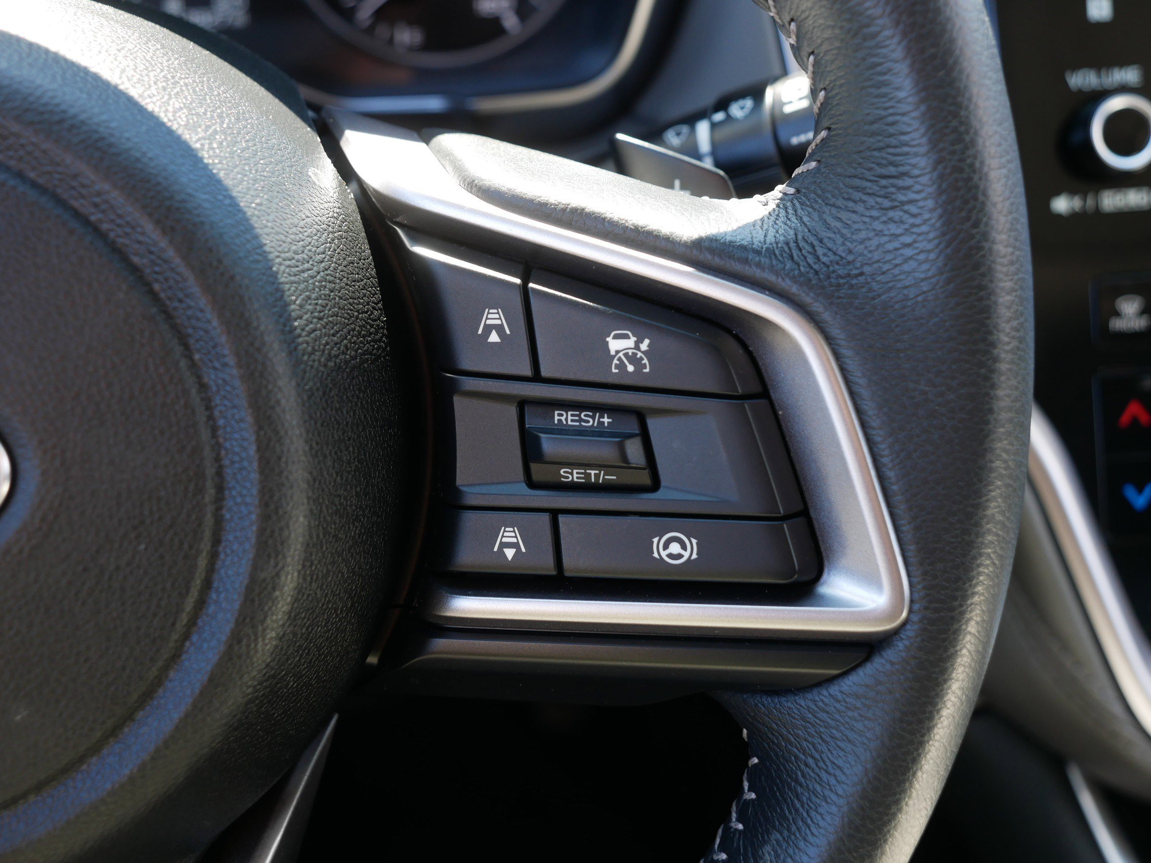 Certified 2023 Subaru Outback Onyx Edition AWD/4WD image 30