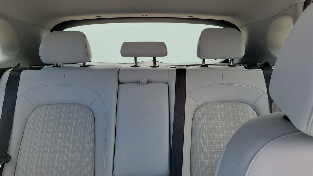 Used 2023 Hyundai Kona SEL image 10