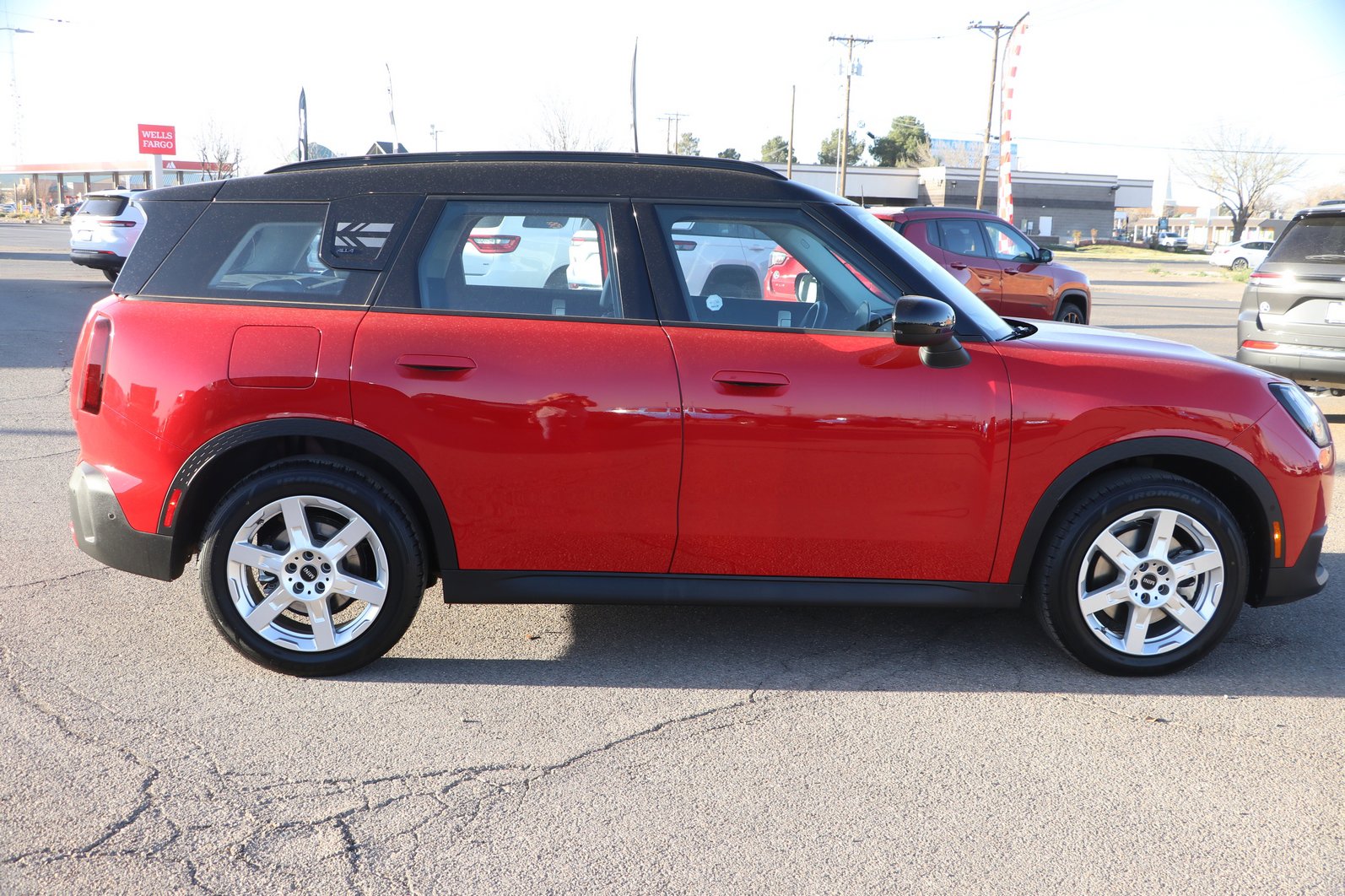 Used 2025 MINI Cooper Countryman S image 8