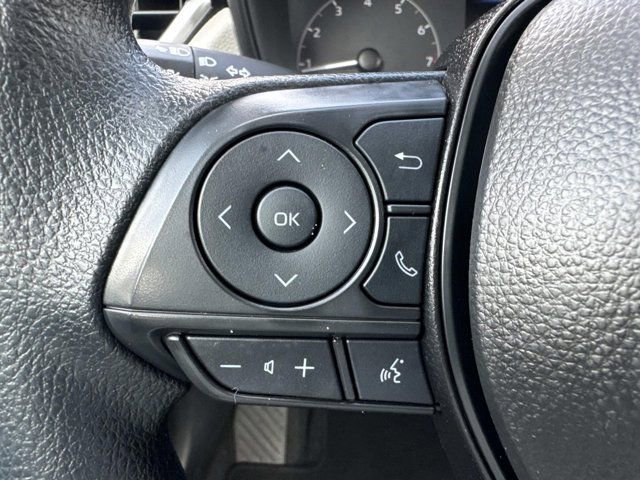 Certified 2024 Toyota Corolla Cross L image 25