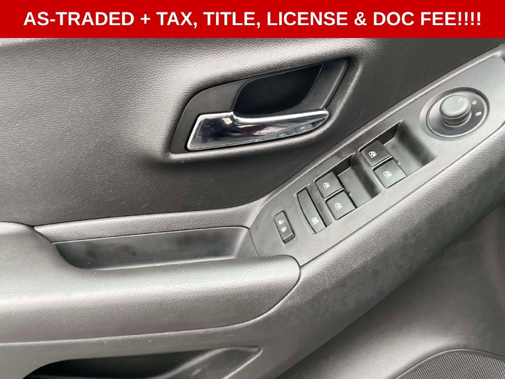 Used 2020 Chevrolet Trax LS FWD image 19