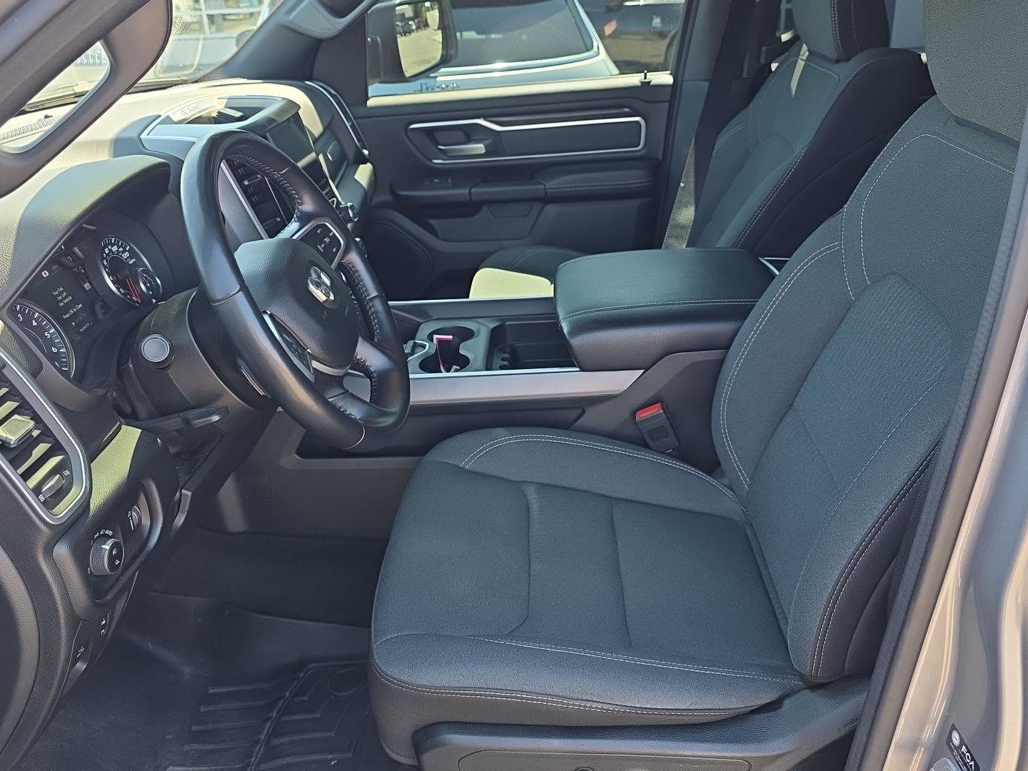 Used 2022 RAM 1500 Big Horn AWD/4WD image 17