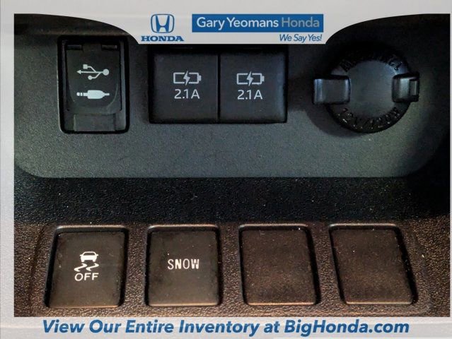 Used 2018 Toyota Highlander Limited image 31