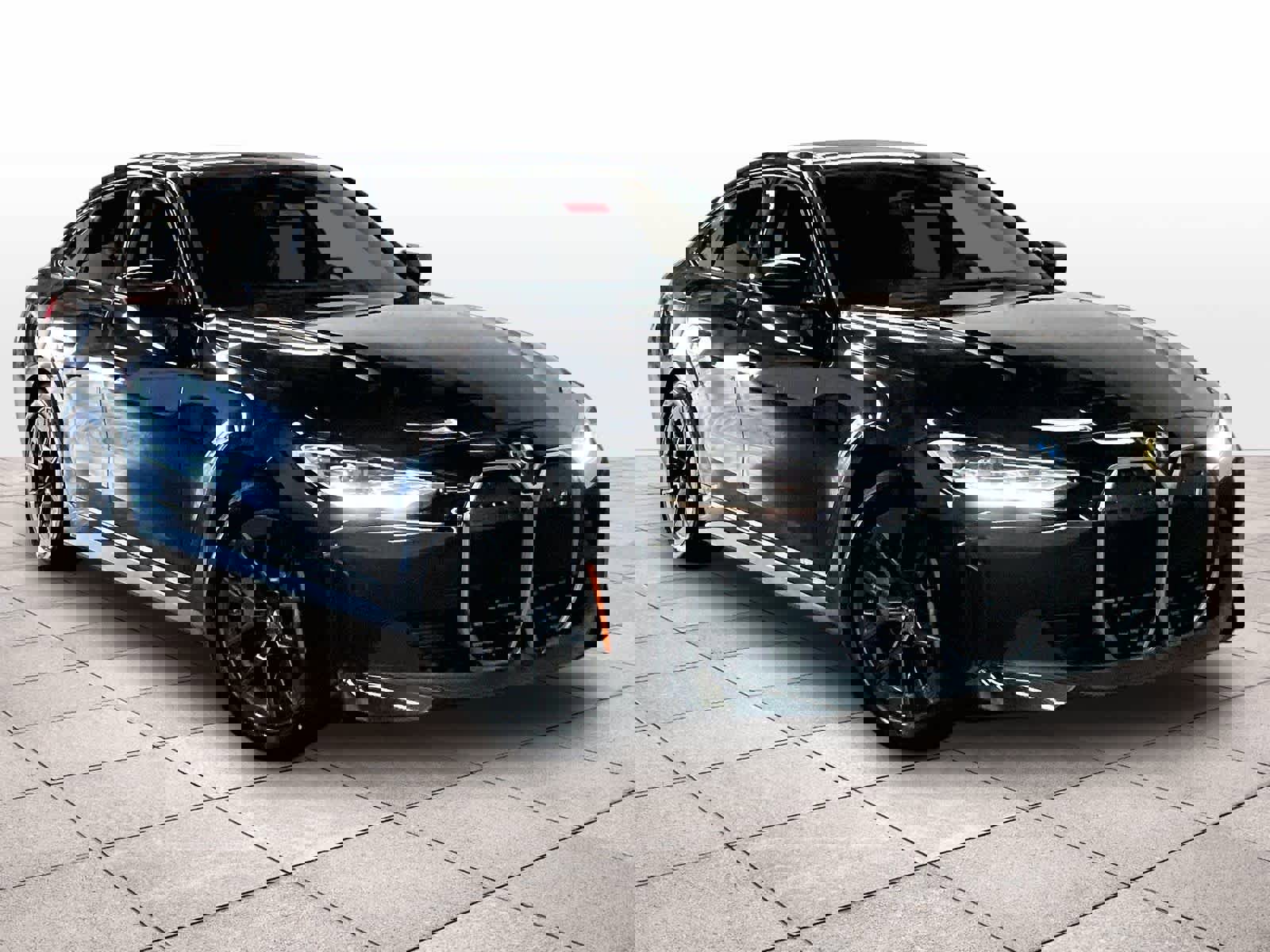 Used 2023 BMW i4 eDrive35 w/ Premium Package image 2