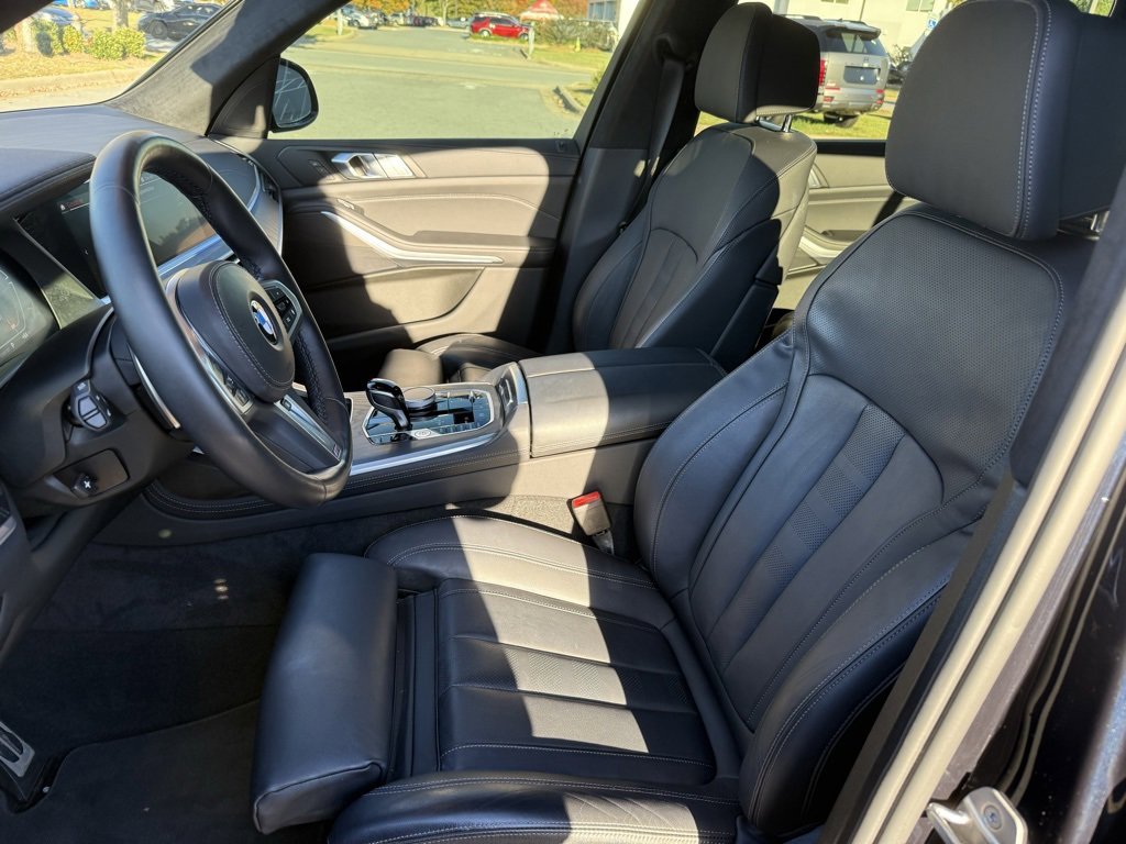 Used 2022 BMW X7 xDrive40i w/ M Sport Package image 37