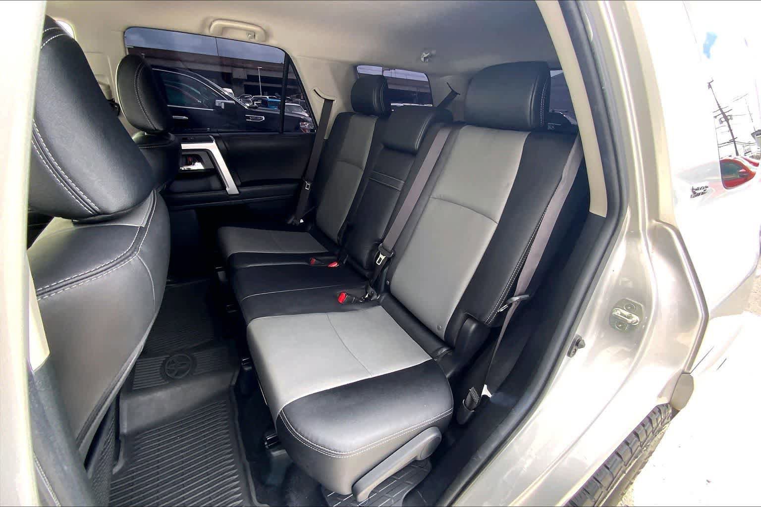 Used 2023 Toyota 4Runner SR5 Premium AWD/4WD image 30