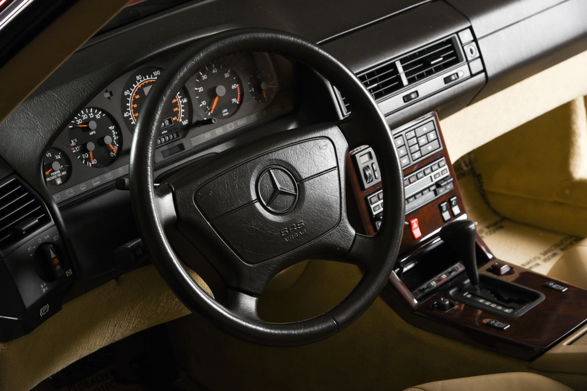 Used 1993 Mercedes-Benz 500 SL image 4