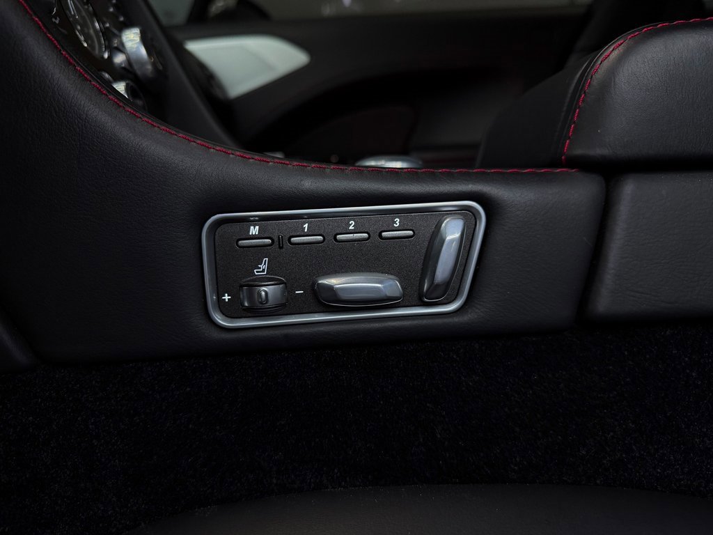 Used 2014 Aston Martin Rapide S image 18