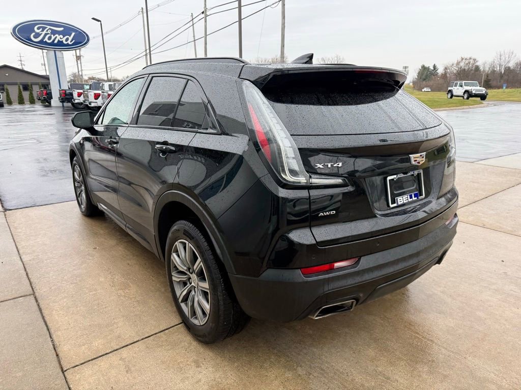 Used 2020 Cadillac XT4 Sport w/ Cold Weather Package image 9