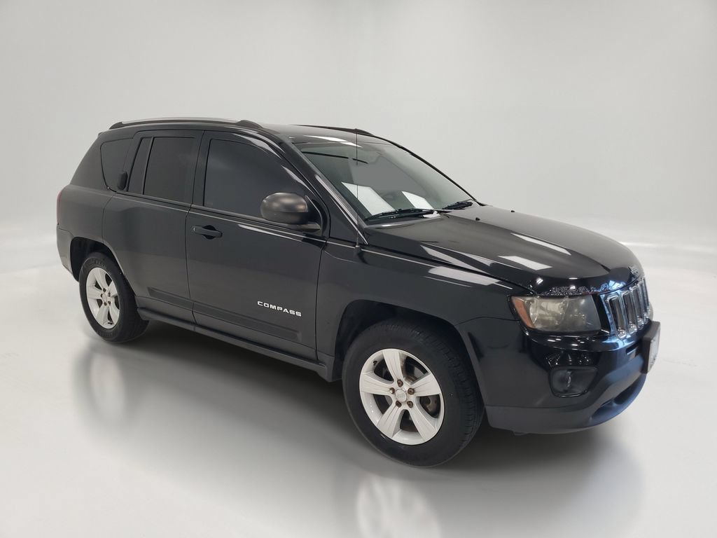 Used 2014 Jeep Compass Sport FWD image 2