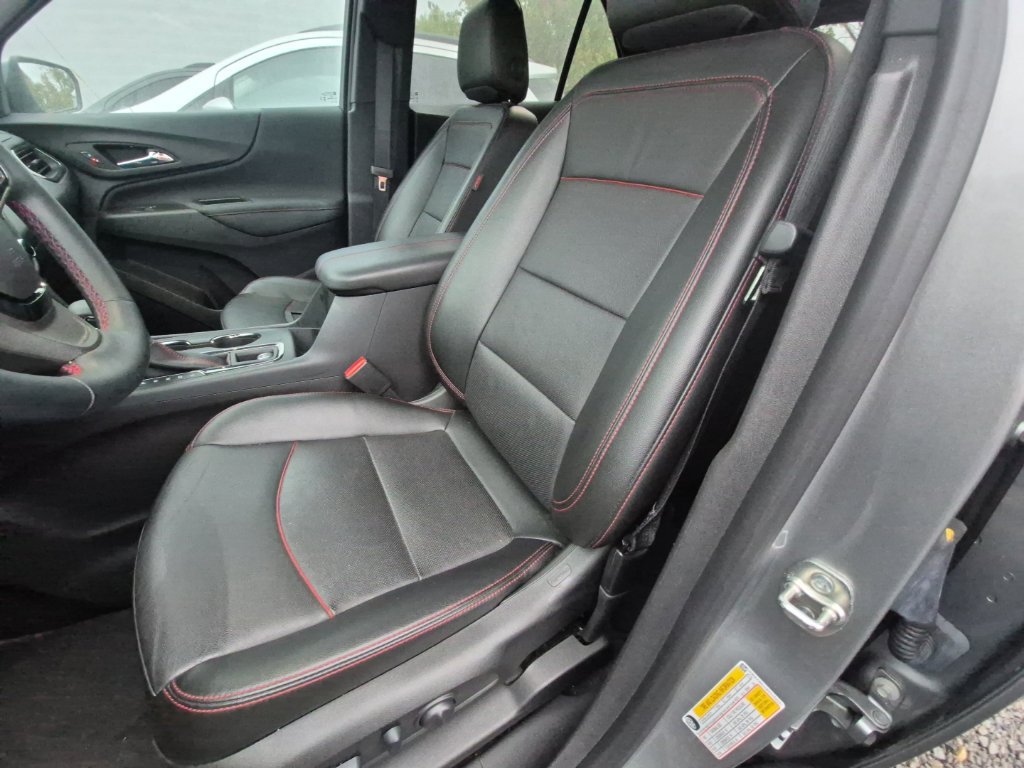 Used 2024 Chevrolet Equinox RS w/ RS Leather Package AWD/4WD image 11