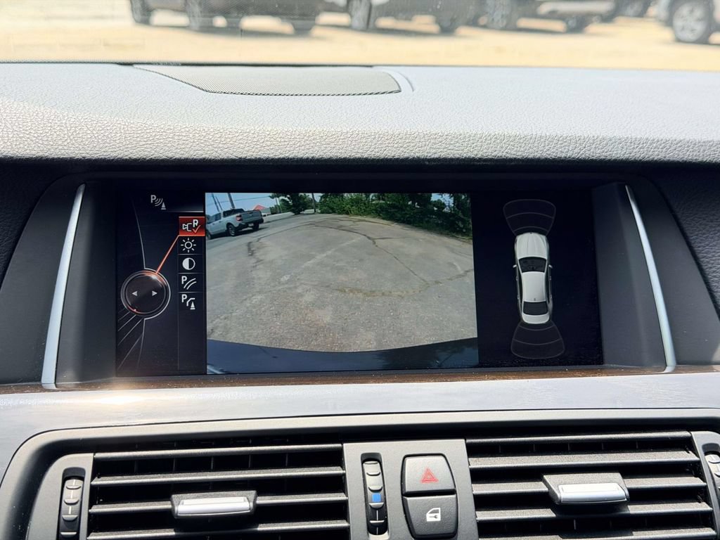 Used 2015 BMW 535i xDrive Sedan AWD/4WD image 4
