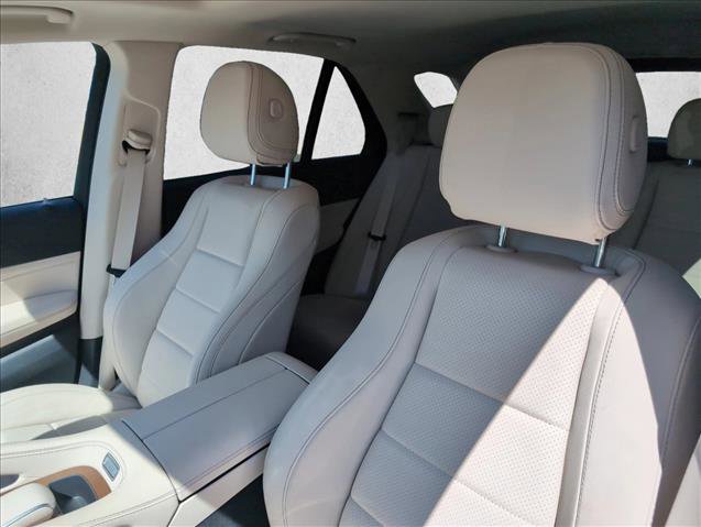 Used 2025 Mercedes-Benz GLE 350 4MATIC image 9