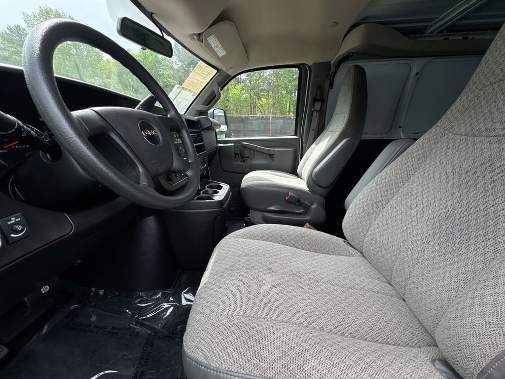 Used 2024 GMC Savana 2500 image 13