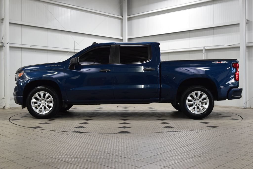 Used 2023 Chevrolet Silverado 1500 Custom AWD/4WD image 4