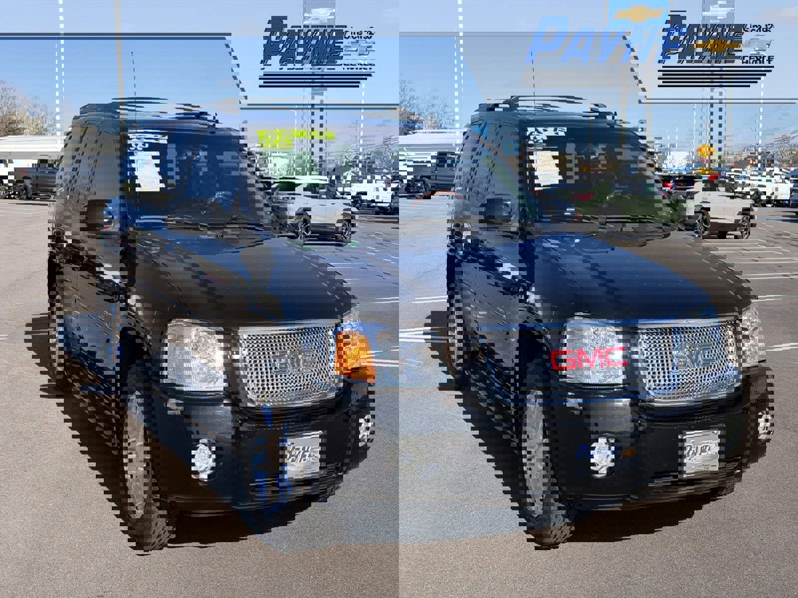 Used 2006 GMC Envoy Denali image 1