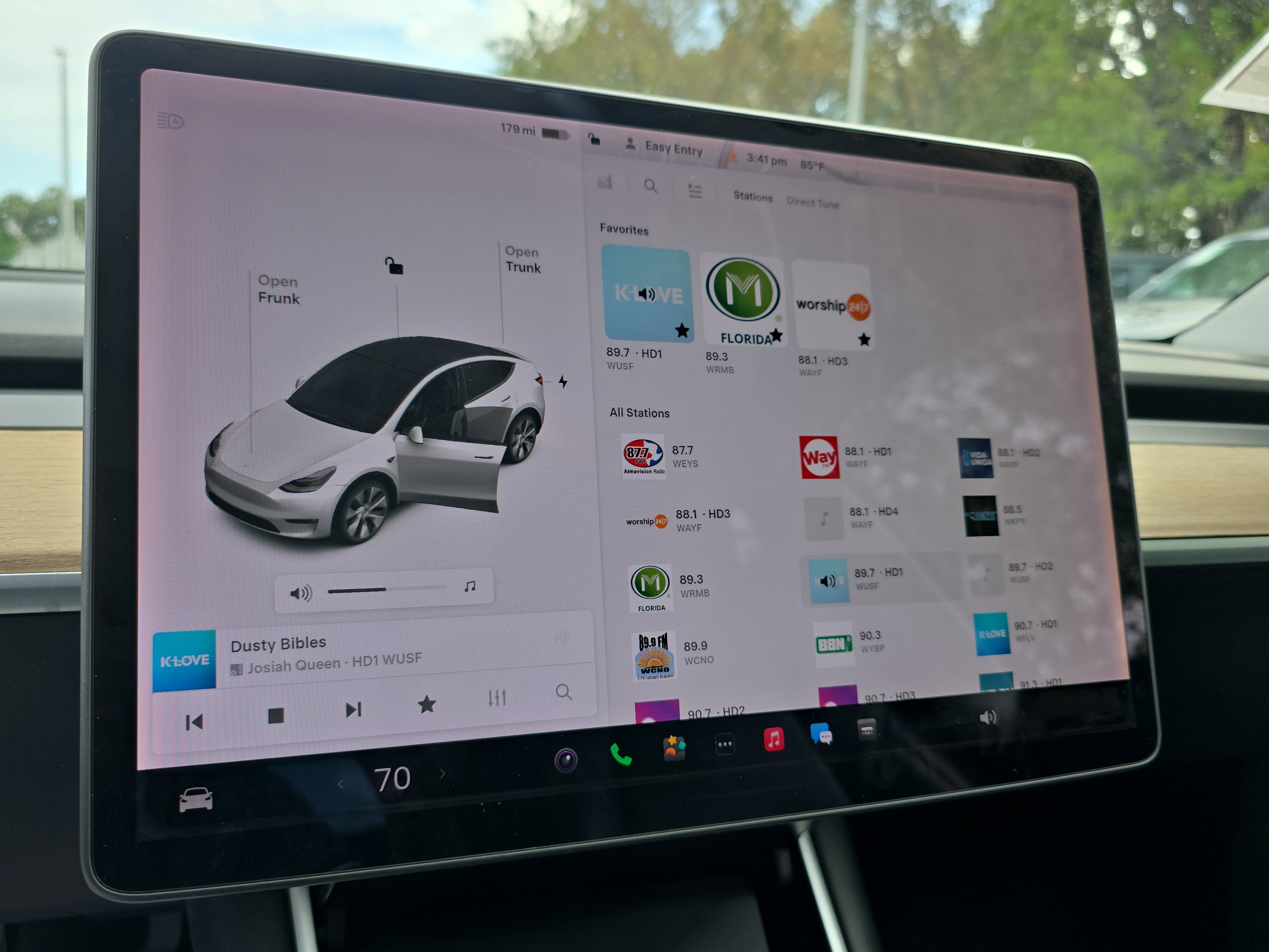 Used 2020 Tesla Model Y Long Range image 29