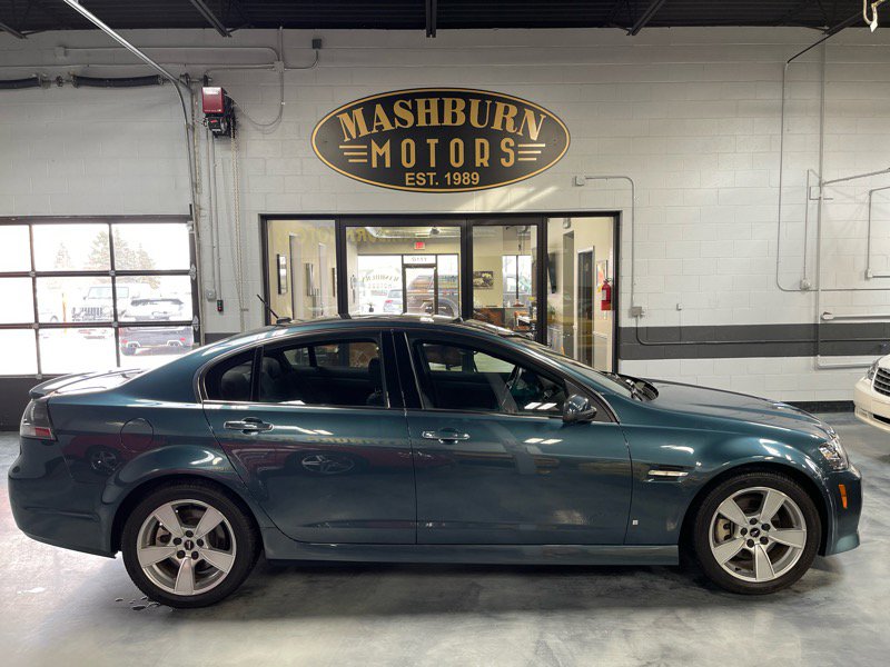 Used 2009 Pontiac G8 GT w/ Premium Package image 9