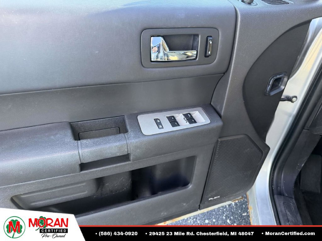 Used 2009 Ford Flex SE FWD image 15