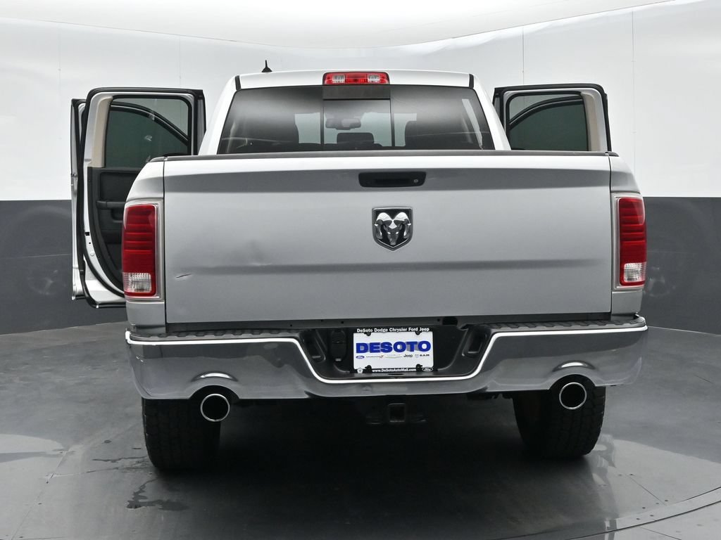 Used 2018 RAM 1500 Laramie RWD image 65