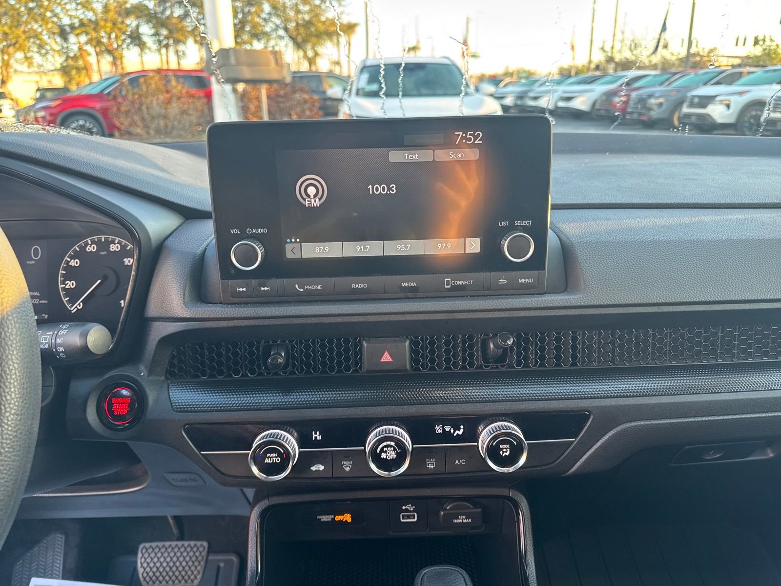 Used 2025 Honda CR-V LX image 19