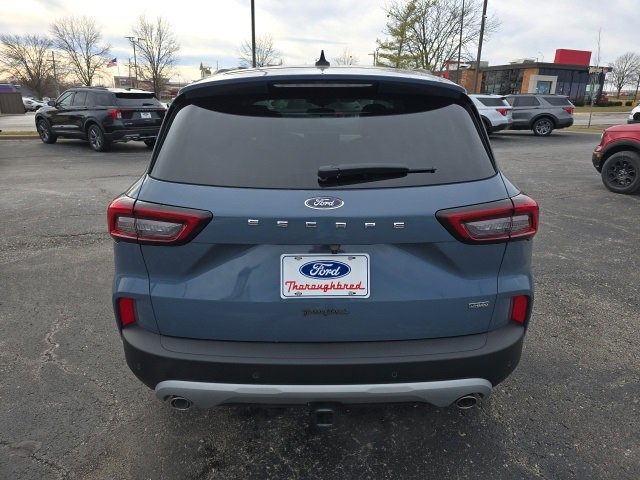 New 2026 Ford Escape SE w/ Class II Trailer Tow Package image 4