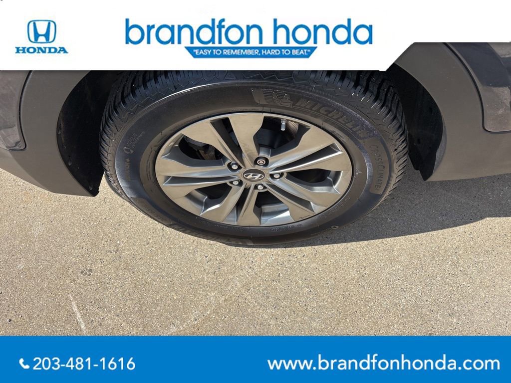 Used 2014 Hyundai Santa Fe Sport w/ Popular Equipment Package 02 image 33