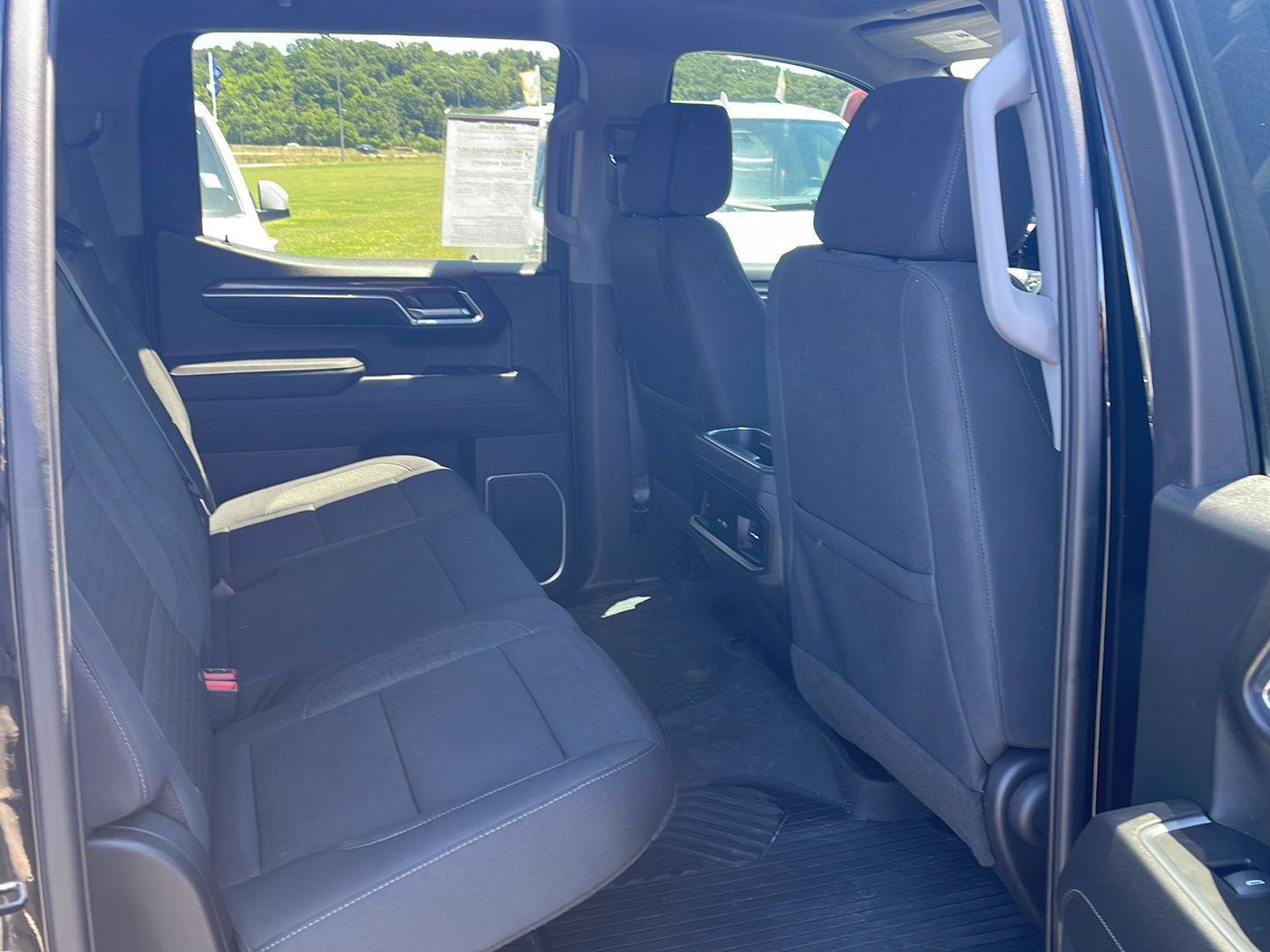 Used 2023 Chevrolet Silverado 1500 LT Trail Boss w/ Protection Package AWD/4WD image 25
