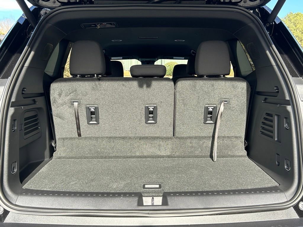 New 2026 GMC Acadia Elevation image 41