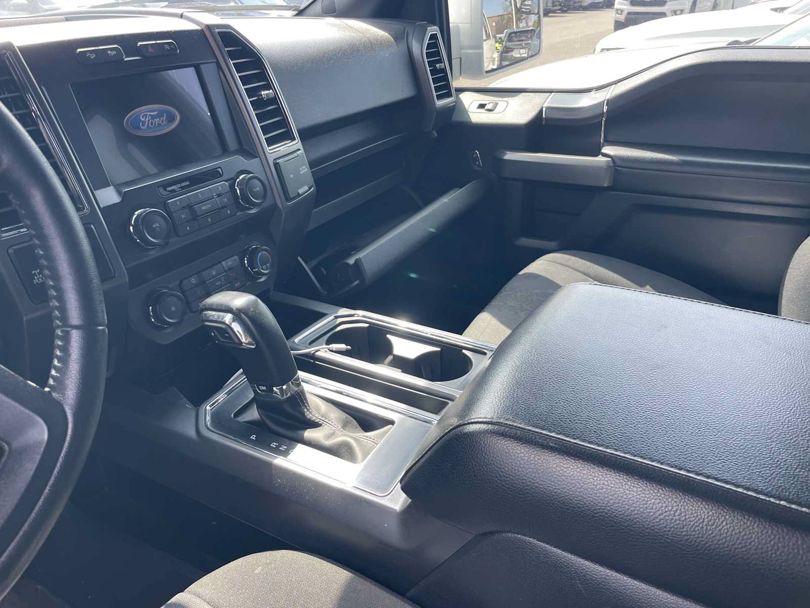 Used 2019 Ford F150 XLT w/ Equipment Group 302A Luxury AWD/4WD image 10