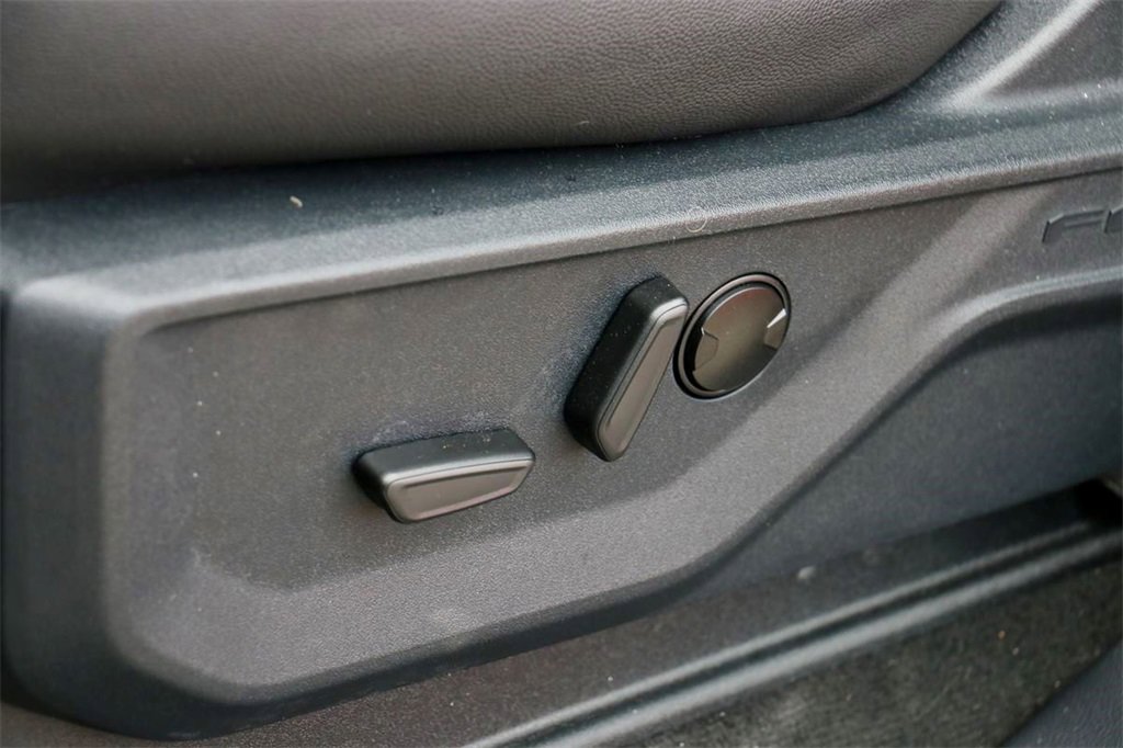 New 2026 Ford F250 Lariat w/ Black Appearance Package image 26