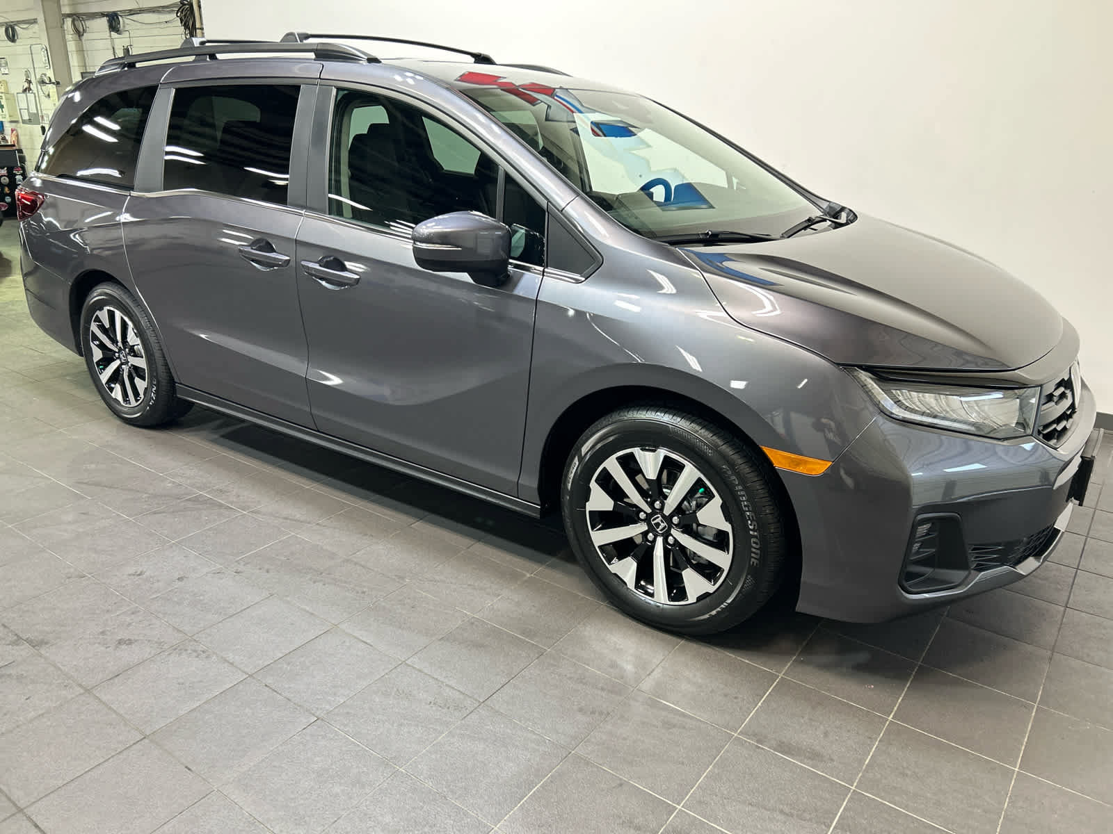New 2027 Honda Odyssey EX-L image 2