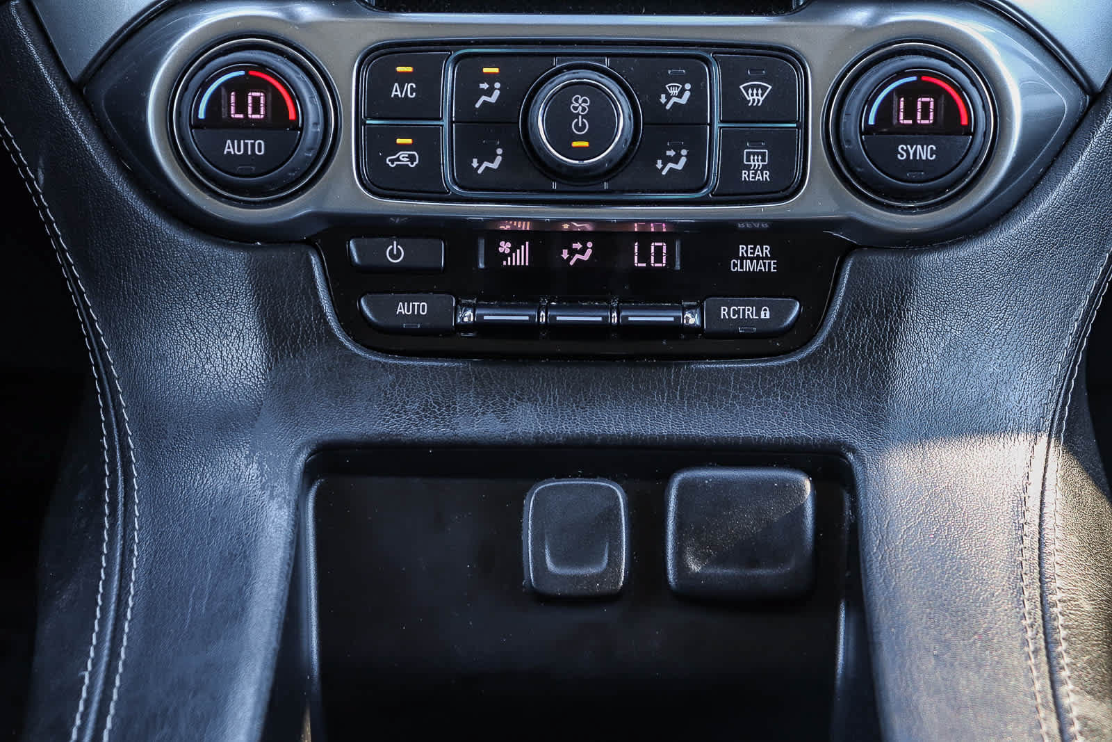 Used 2020 Chevrolet Tahoe LS RWD image 13