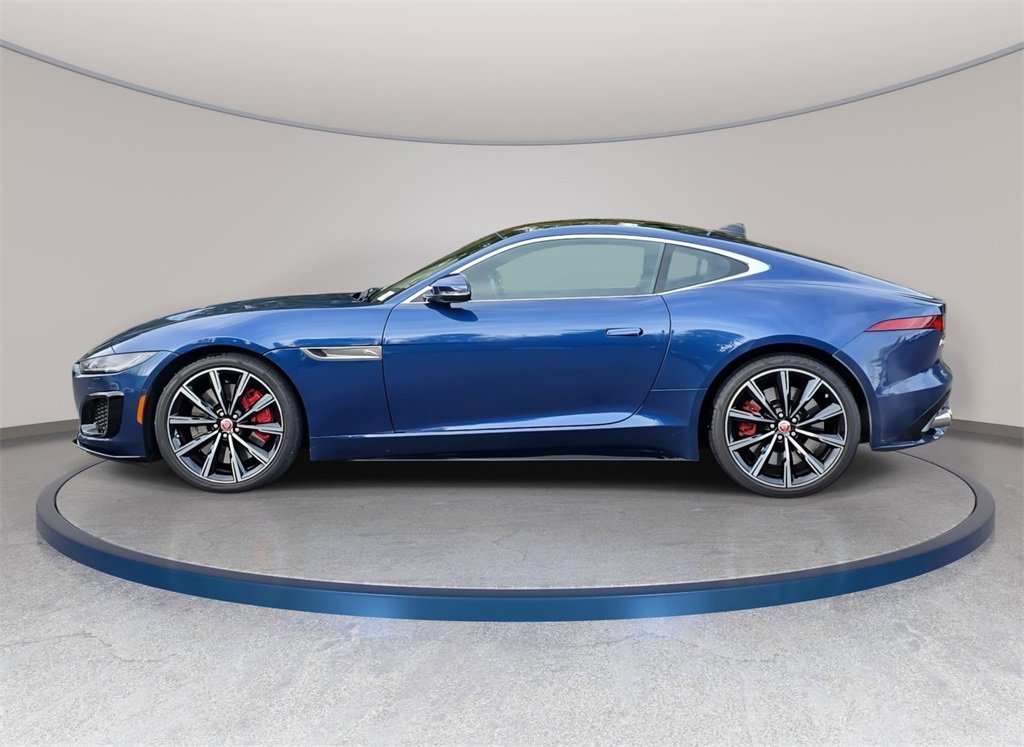 Used 2021 Jaguar F-TYPE R image 9