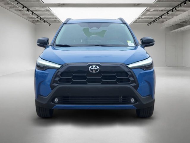 Used 2026 Toyota Corolla Cross XLE w/ Convenience Package AWD/4WD image 8