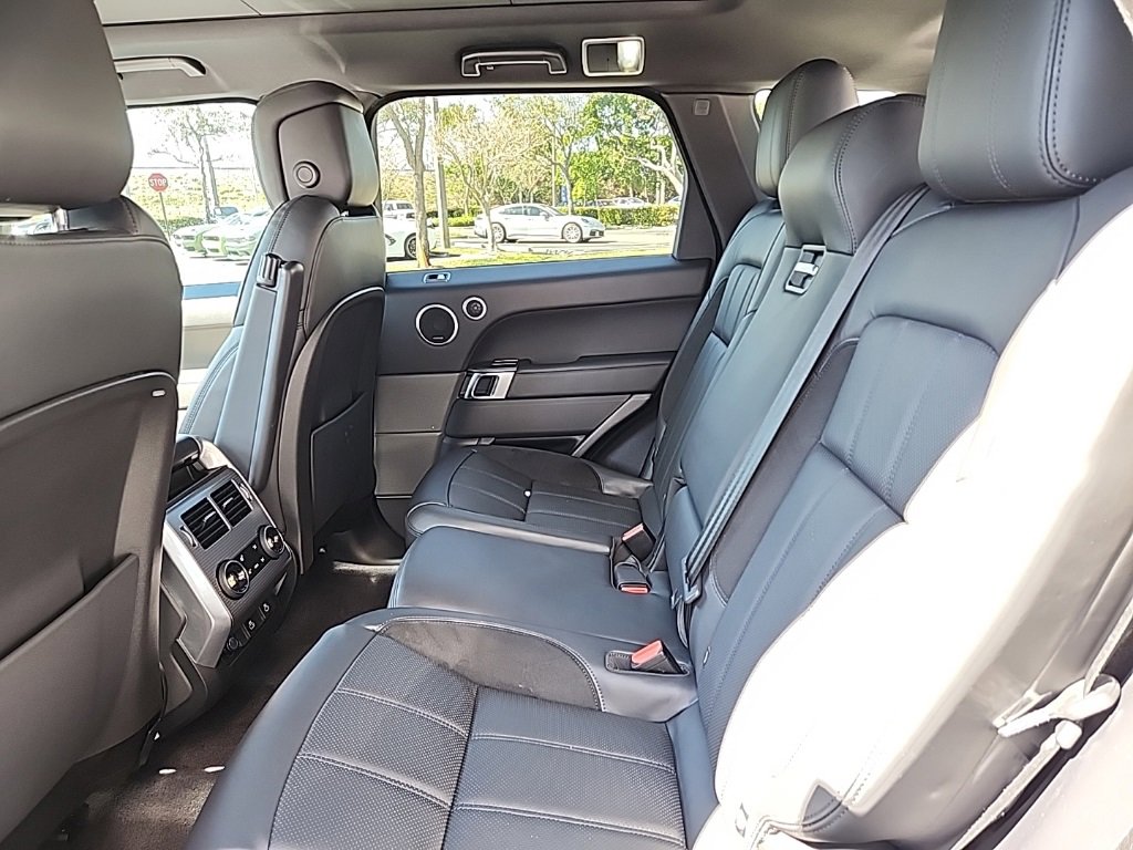 Used 2022 Land Rover Range Rover Sport HST image 20