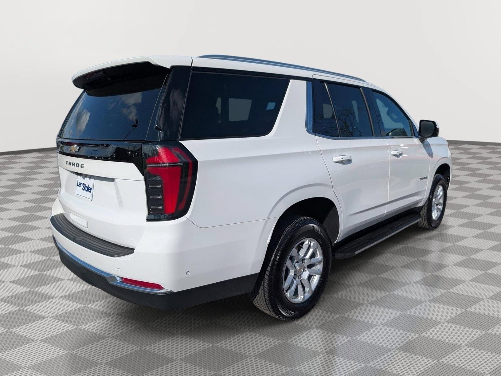 Used 2025 Chevrolet Tahoe LS AWD/4WD image 5