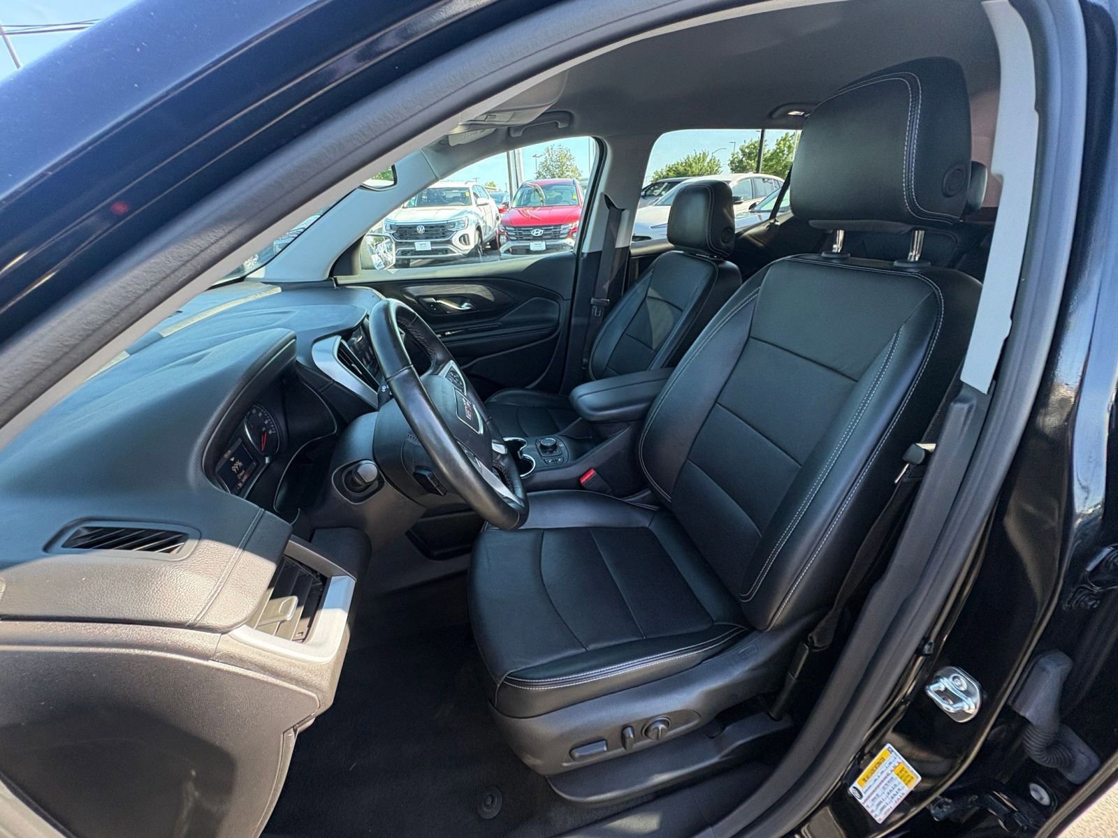 Used 2024 GMC Terrain SLT AWD/4WD image 39