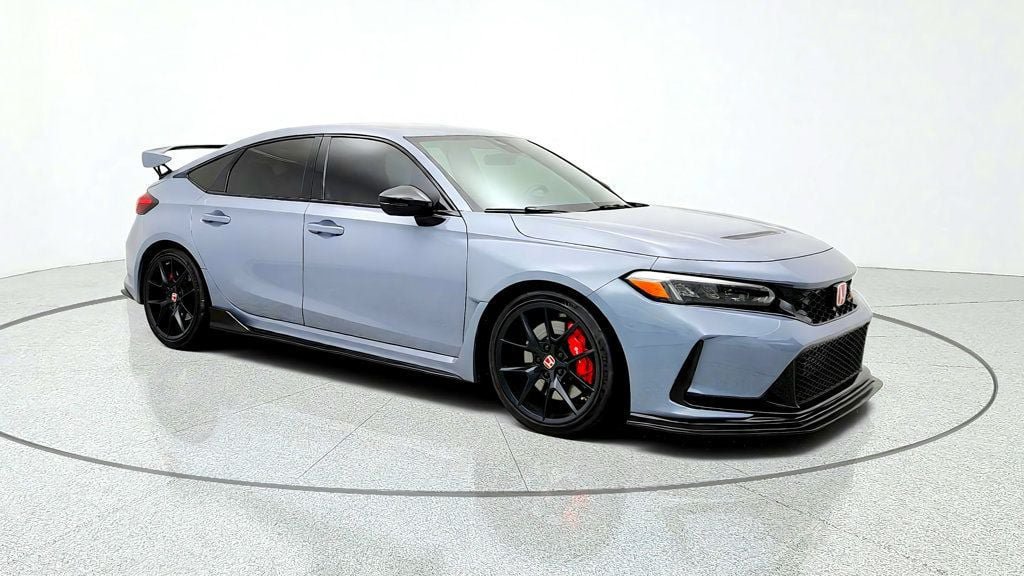 Used 2023 Honda Civic Type R image 3