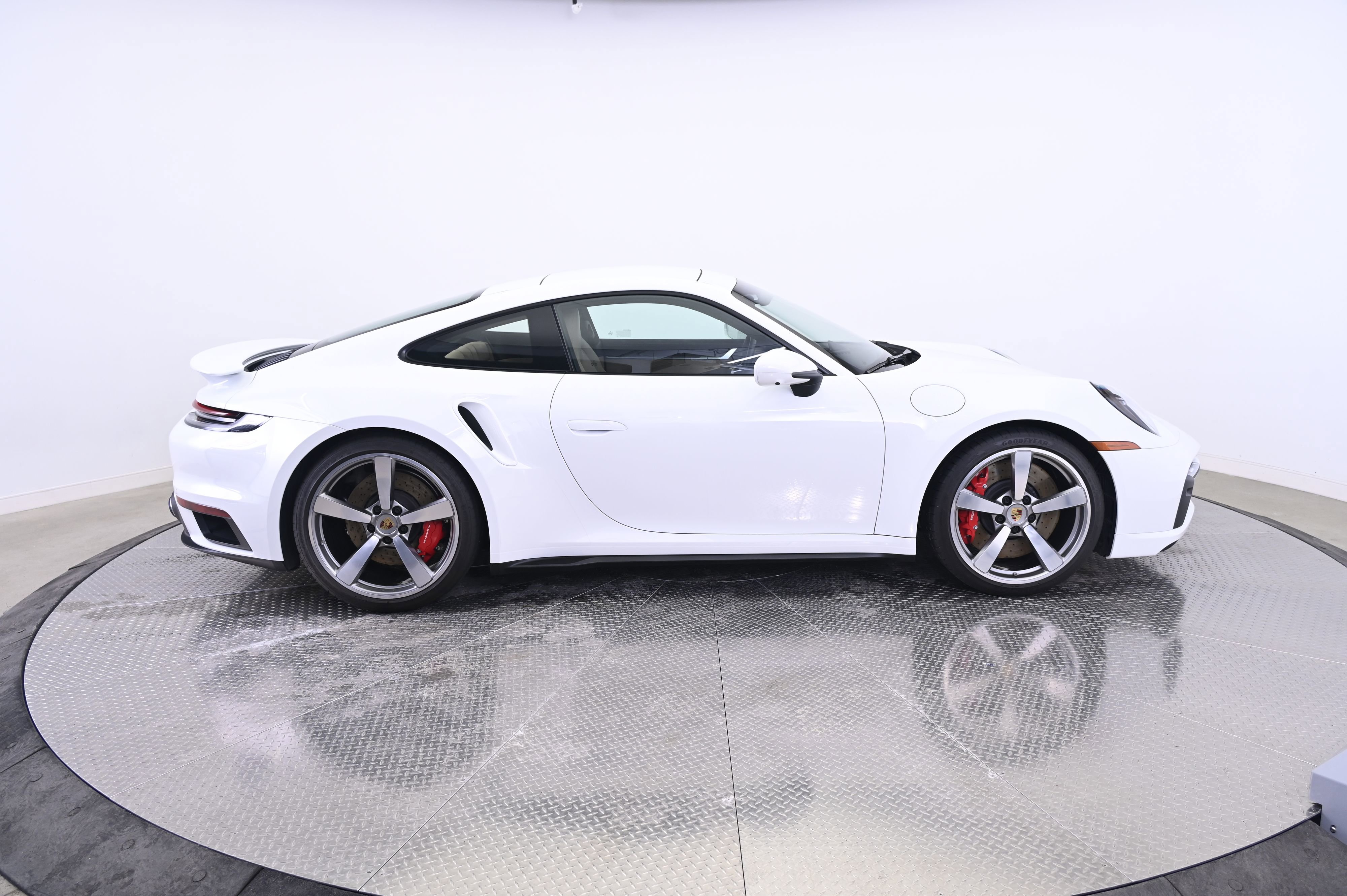 Certified 2024 Porsche 911 Turbo image 8